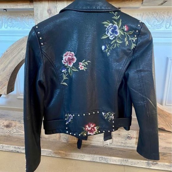 Boho Embroidered Vegan Leather Moto Jacket - Picture 4 of 7